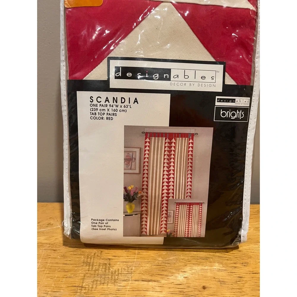 Designables Scandia Red Retro 80s Triangle Curtain Panels Pair 94x63 Tab Top‎